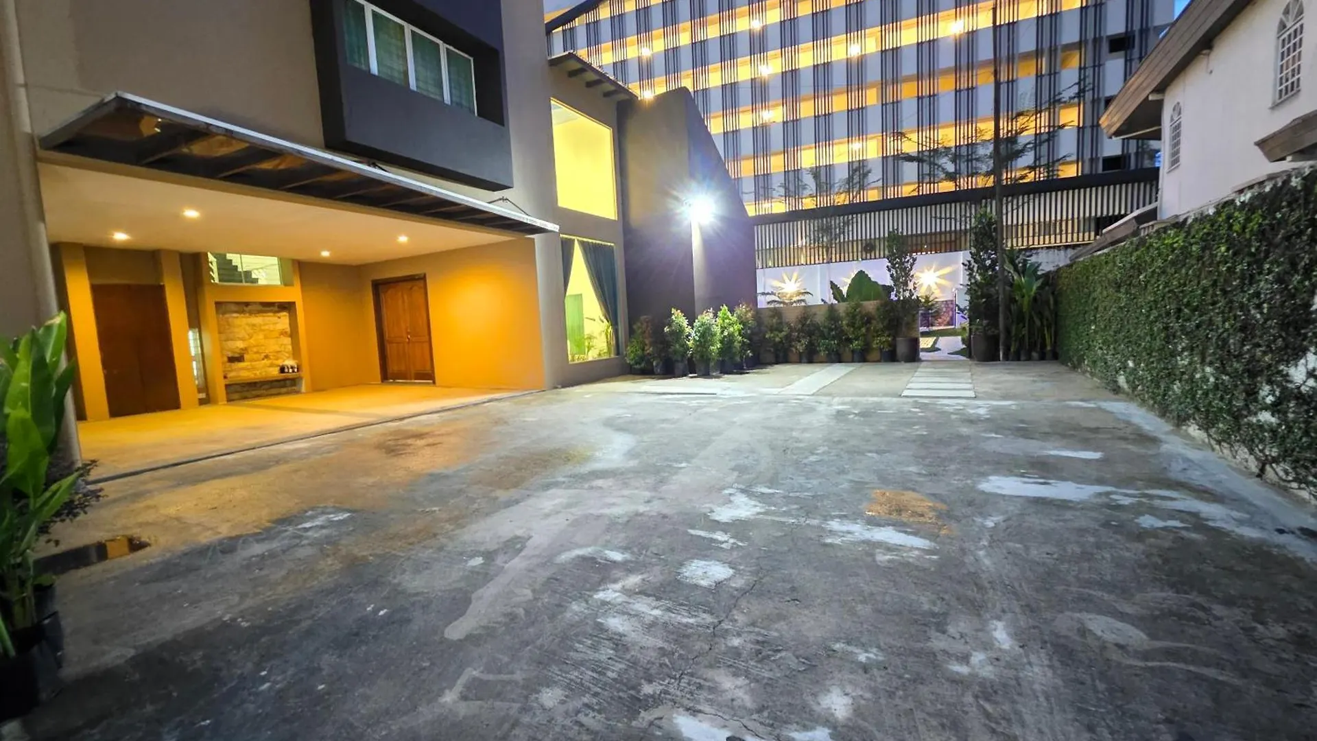Perkasa Bunglow , Jalan Ampang Kuala Lumpur 0*,  Malajsie