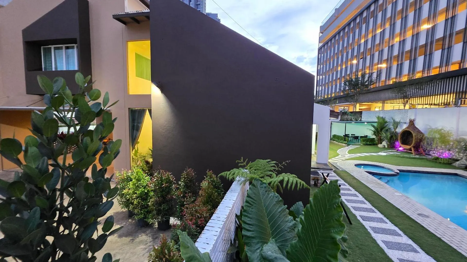 Villa Perkasa Bunglow , Jalan Ampang Kuala Lumpur Malaysia