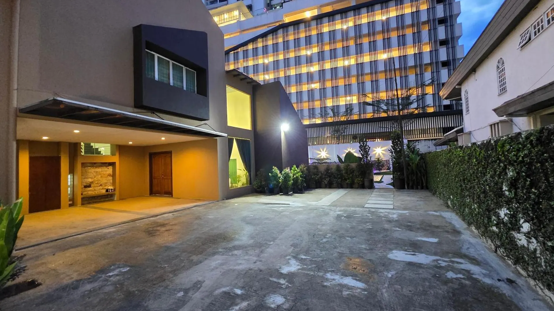 Perkasa Bunglow , Jalan Ampang Kuala Lumpur Villa